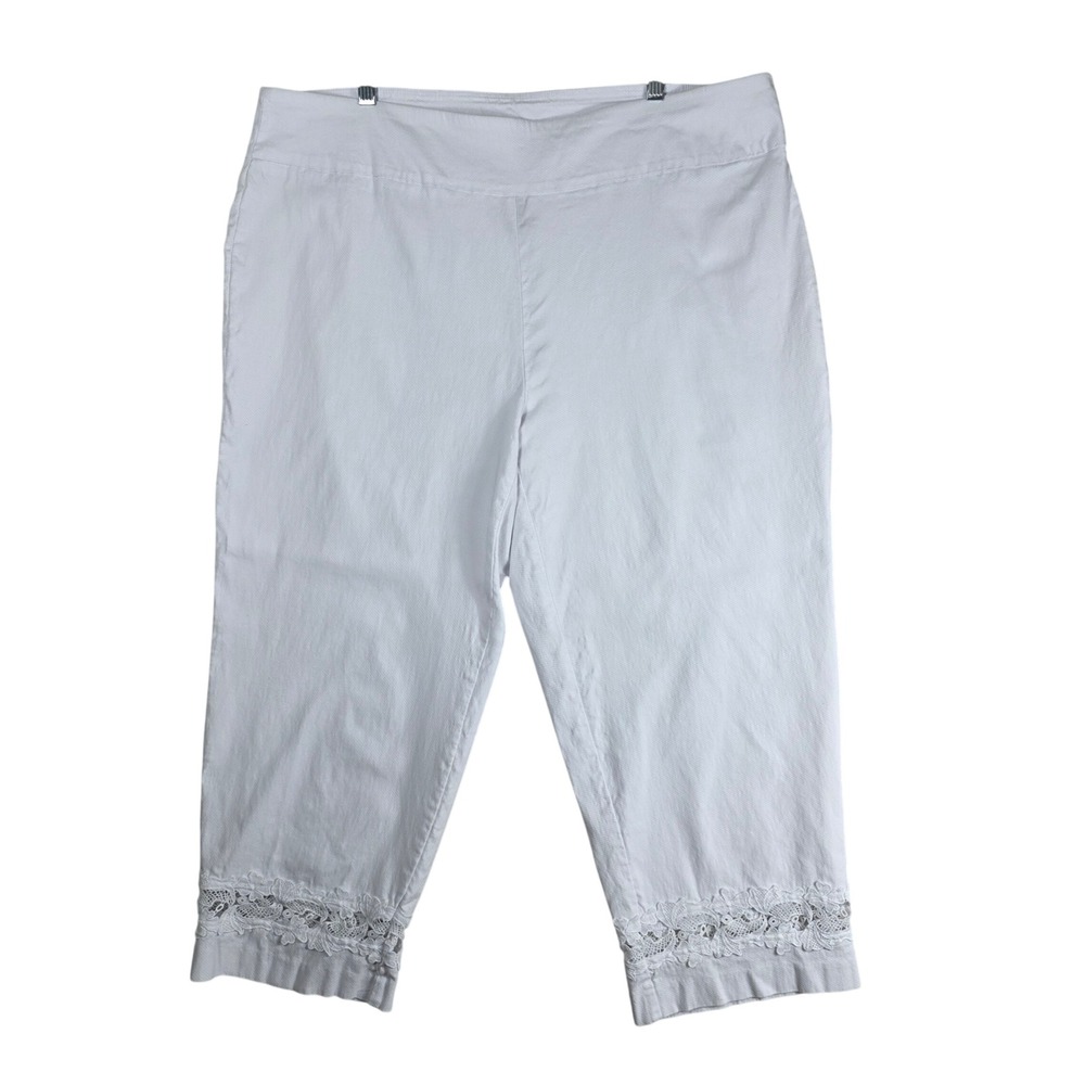 Attyre Woman Cropped Pants White Lace Trim Stretch Plus Size 20W Capris, Summer
